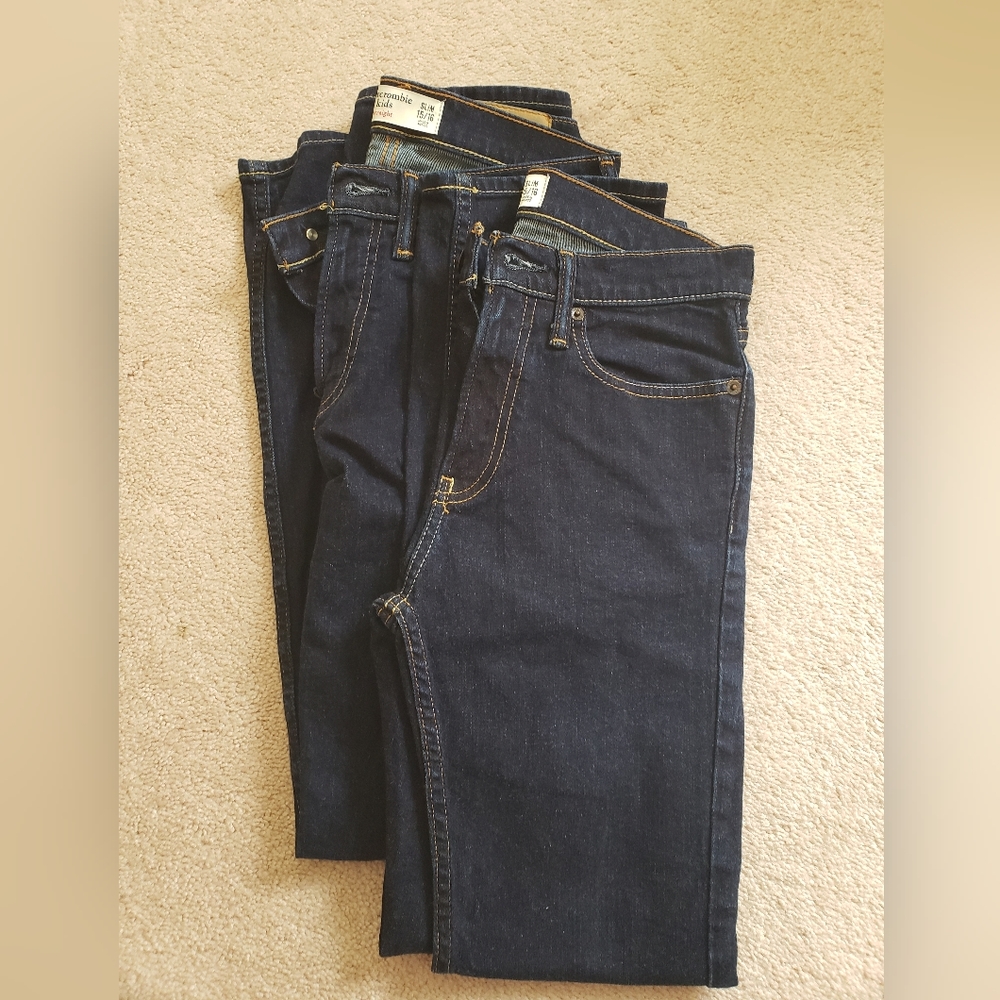Abercrombie Jeans, Vinyard Vines Tshirt (as a bundle)